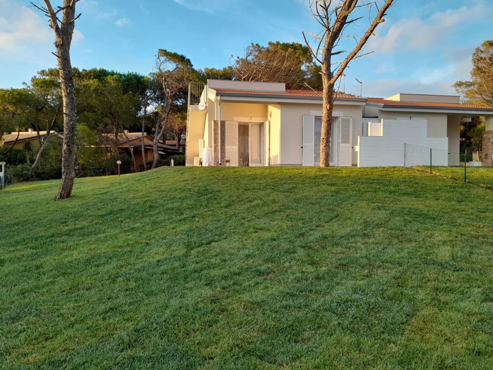 Casa KIA - Villetta bifamiliare a 300 mt dal mare Valledoria  Esterno foto