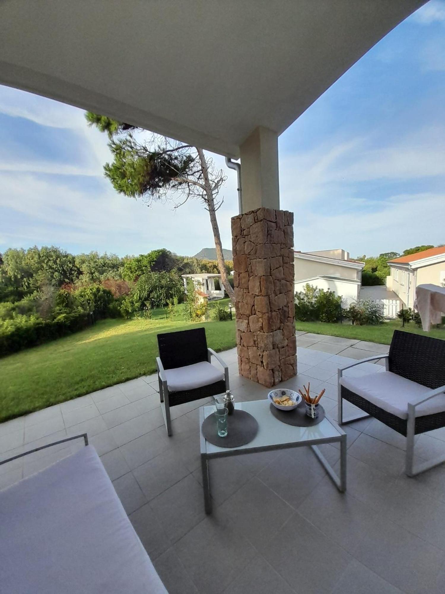 Casa KIA - Villetta bifamiliare a 300 mt dal mare Valledoria  Esterno foto