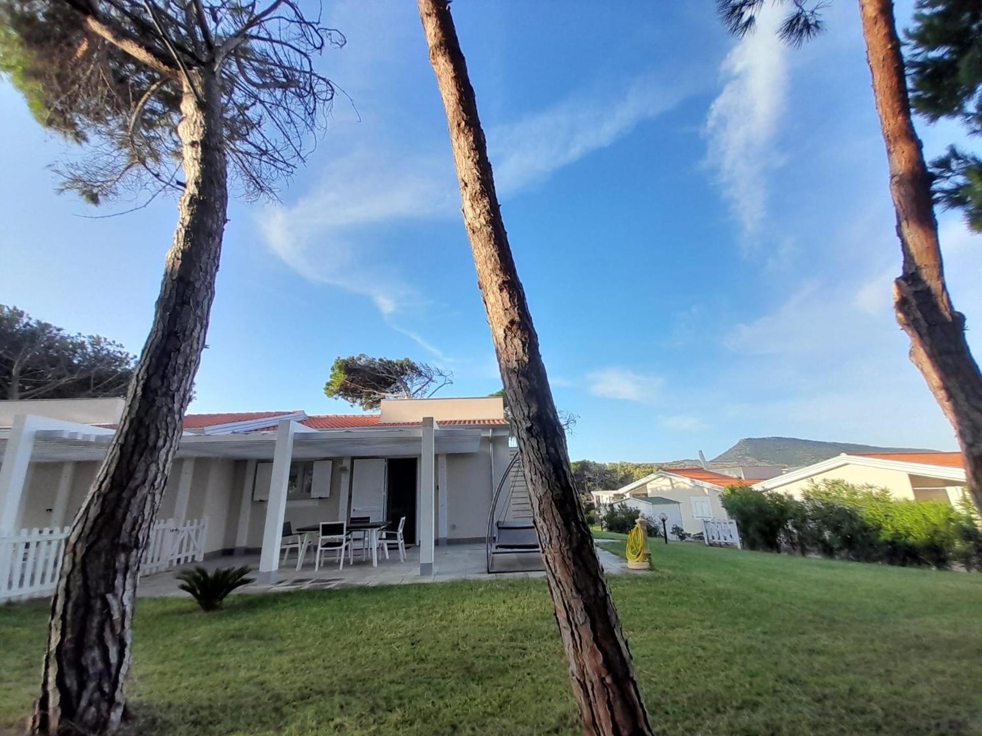 Casa KIA - Villetta bifamiliare a 300 mt dal mare Valledoria  Esterno foto