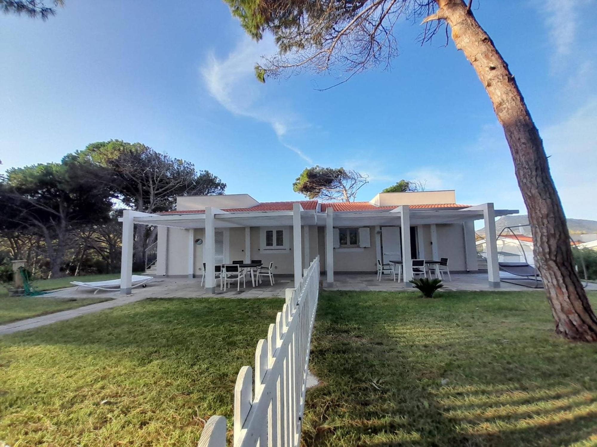 Casa KIA - Villetta bifamiliare a 300 mt dal mare Valledoria  Esterno foto